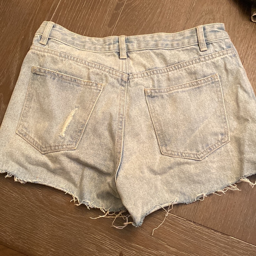 Star print denim shorts size small - Picture 3 of 3